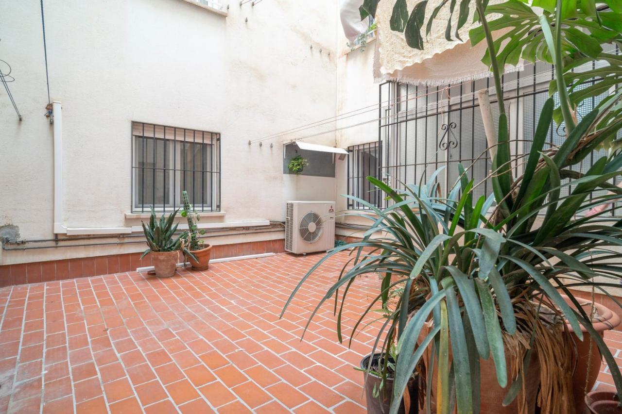 Amplio Piso Para Disfrutar Del Centro De Malaga Con Parking Gratuito Exterior photo