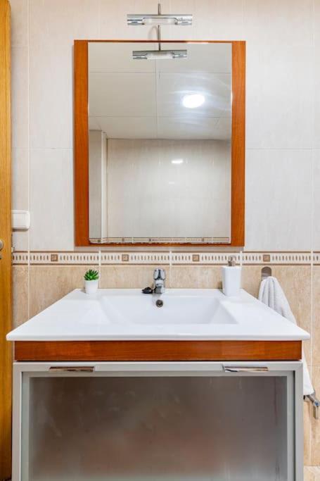 Amplio Piso Para Disfrutar Del Centro De Malaga Con Parking Gratuito Exterior photo